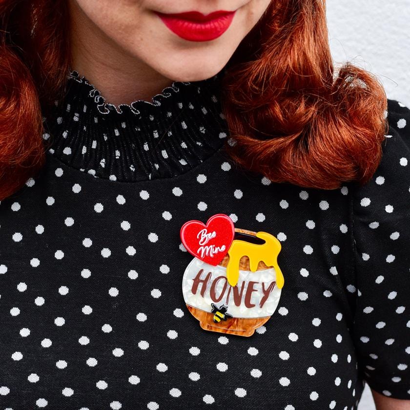 Erstwilder Bee Mine, Honey Brooch BH6996-9060