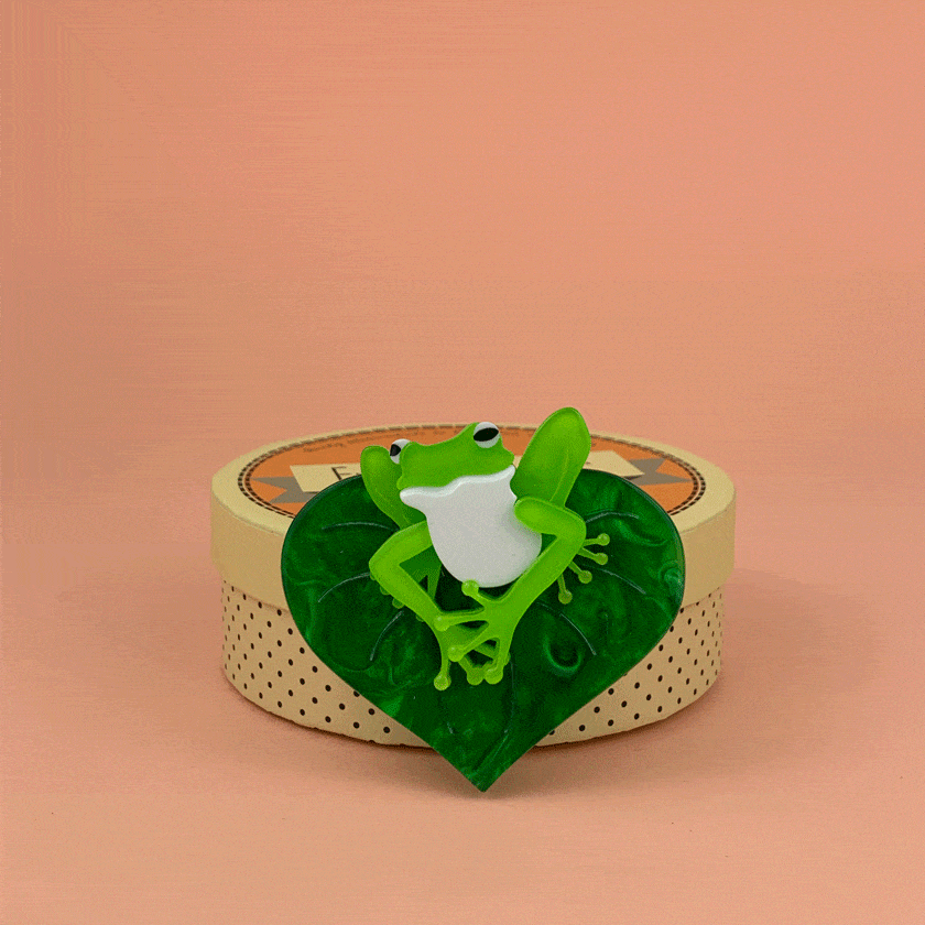 Erstwilder Lachy of the Lily Brooch BH6091-4240