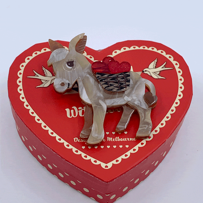 Erstwilder Marvellous Murray Brooch BH6995-9010