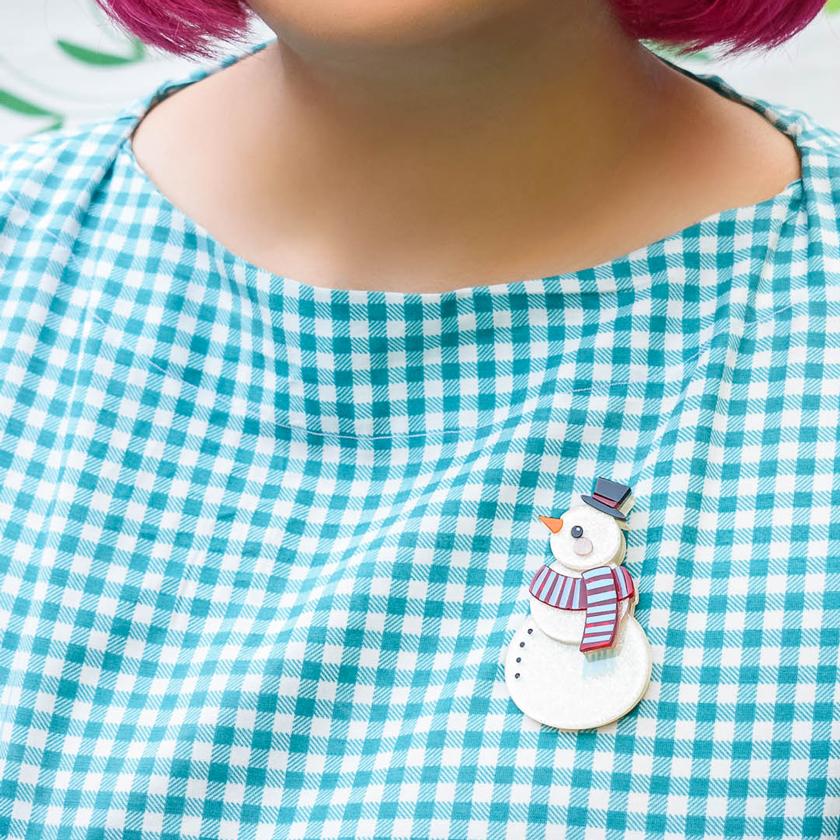 Erstwilder Snuggy Snowman Brooch BH7153-8000