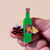 Rouge ou Blanc? Brooch