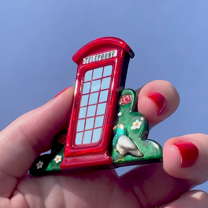 London Calling Brooch – Erstwilder