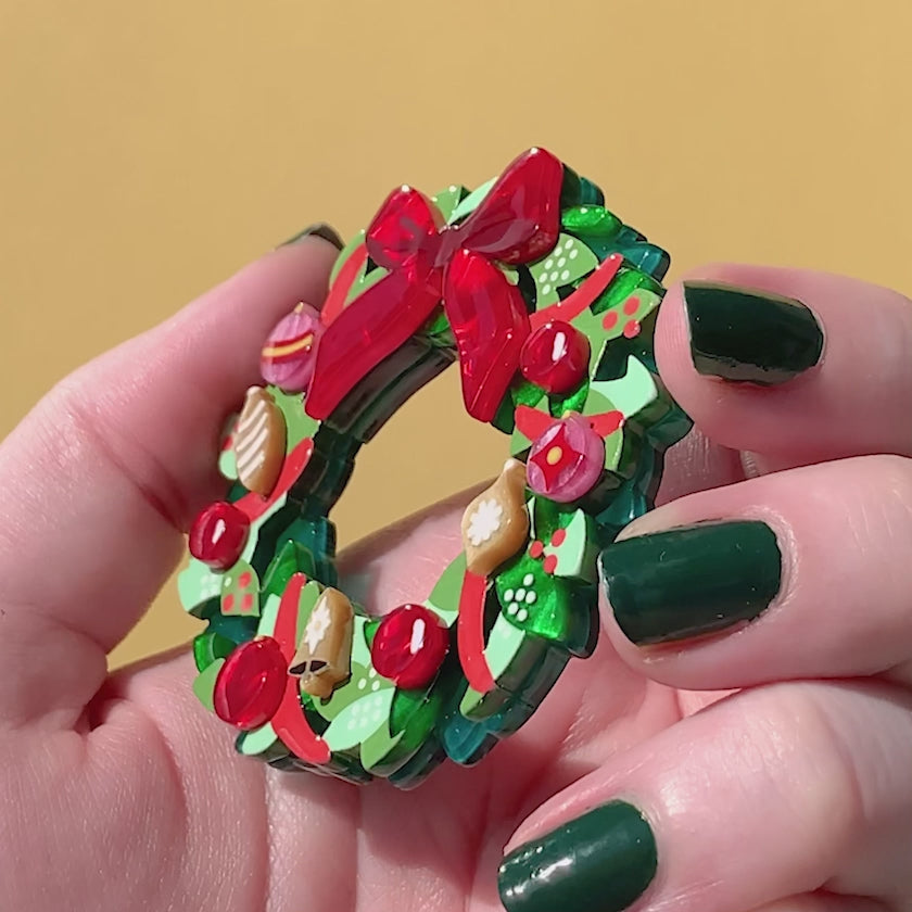 Miss Arrivo THE WREATH（おまけ付き） Sage green Poinsettia and Magnolia wreath, Christmas wreaths