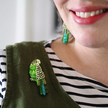 Erstwilder Flossie the Budgie Brooch AR1BH16