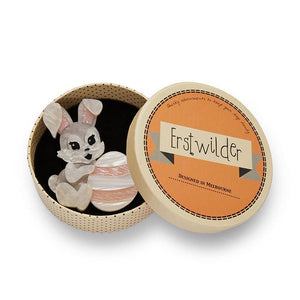 Erstwilder Kit & Egg Brooch BH7004-8092