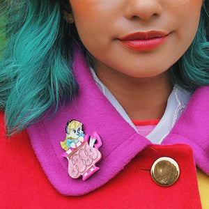 Erstwilder Always Tea Time, Alice Brooch BH7446-2000