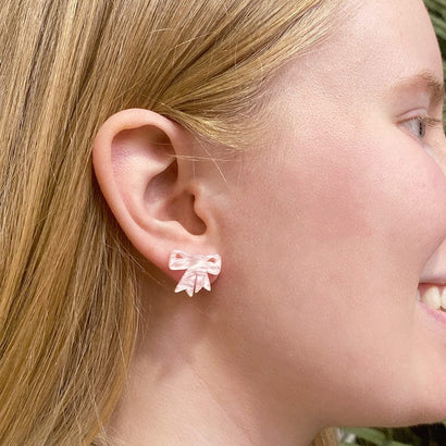 Erstwilder Essentials Bow Ripple Resin Stud Earrings - Pink AG1EE12