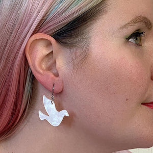 Erstwilder Essentials Dove Ripple Resin Drop Earrings - White EE1028-RI8000