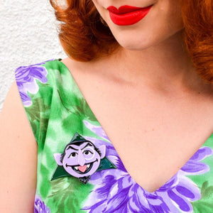 Erstwilder Count Von Count Brooch BH6873-5040