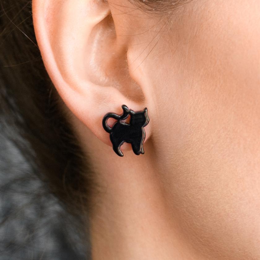 Erstwilder Essentials Cat Solid Resin Stud Earrings - Black EE0012-SO7000