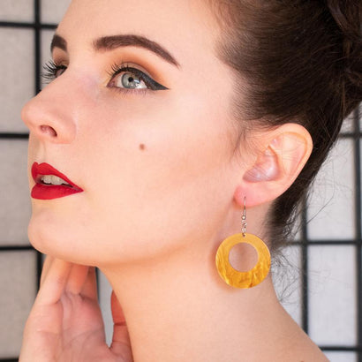 Erstwilder Essentials Circle Ripple Resin Drop Earrings -Gold EE1004-RI6500