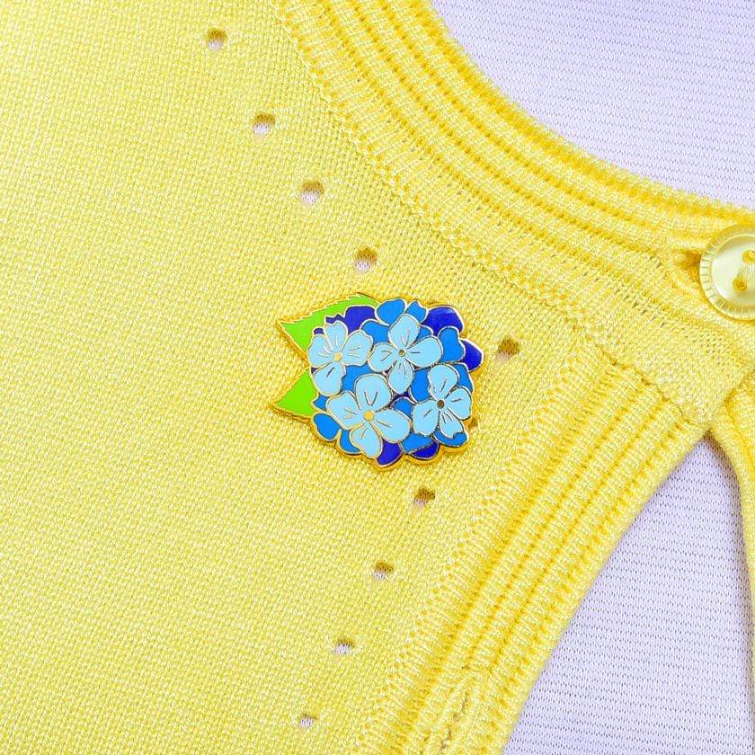 Erstwilder Heartfelt Hydrangea Enamel Pin EP0020-3040