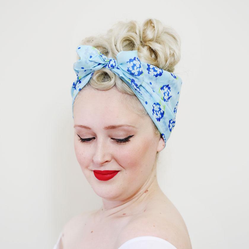 Erstwilder Heartfelt Hydrangea Head Scarf SC0012-3230