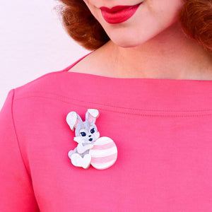 Erstwilder Kit & Egg Brooch BH7004-8092