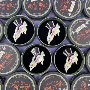 Erstwilder Hat Trick Brooch BH7118-7081