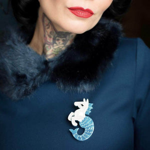 Erstwilder Sea Biscuit Brooch BH6767-3080