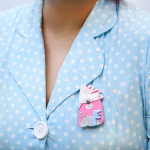 Erstwilder The Garrulous Galah Brooch BH7141-2180