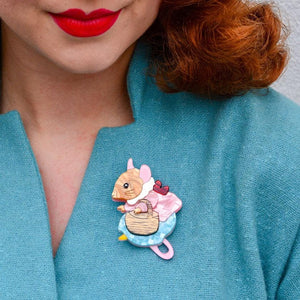 Erstwilder Mrs. Tittlemouse Brooch BH6784-2090