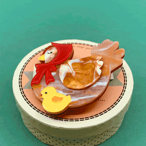 Erstwilder Proud Mother Hen Brooch BH7001-9262