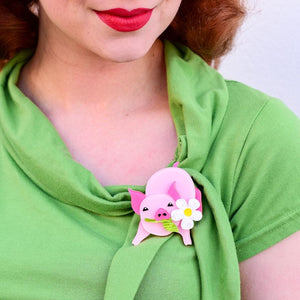 Erstwilder Wilbur the Wonder Pig Brooch BH7005-2080