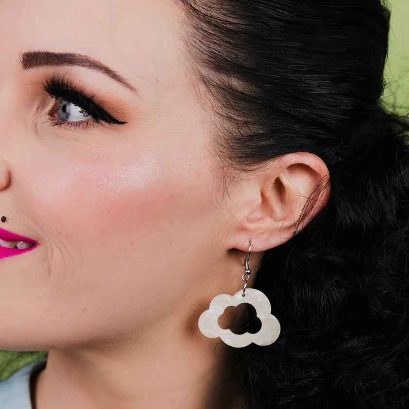 Erstwilder Essentials Cloud Solid Glitter Resin Drop Earrings -White EE1008-G8000