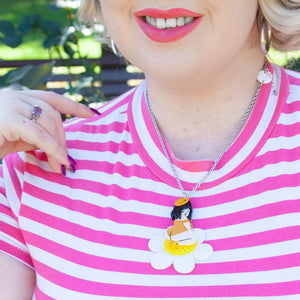 Erstwilder Sweet Marguerite Necklace N6831-6180