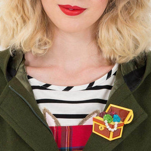 Erstwilder Bootylicious Treasure Chest Brooch BH6645-9001